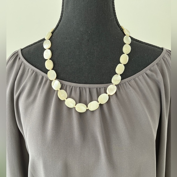 JOIE Grey Silk Flowy Boho Blouse Tie Neck Low Scoop Neck Relaxed Fit High Low - Picture 3 of 13